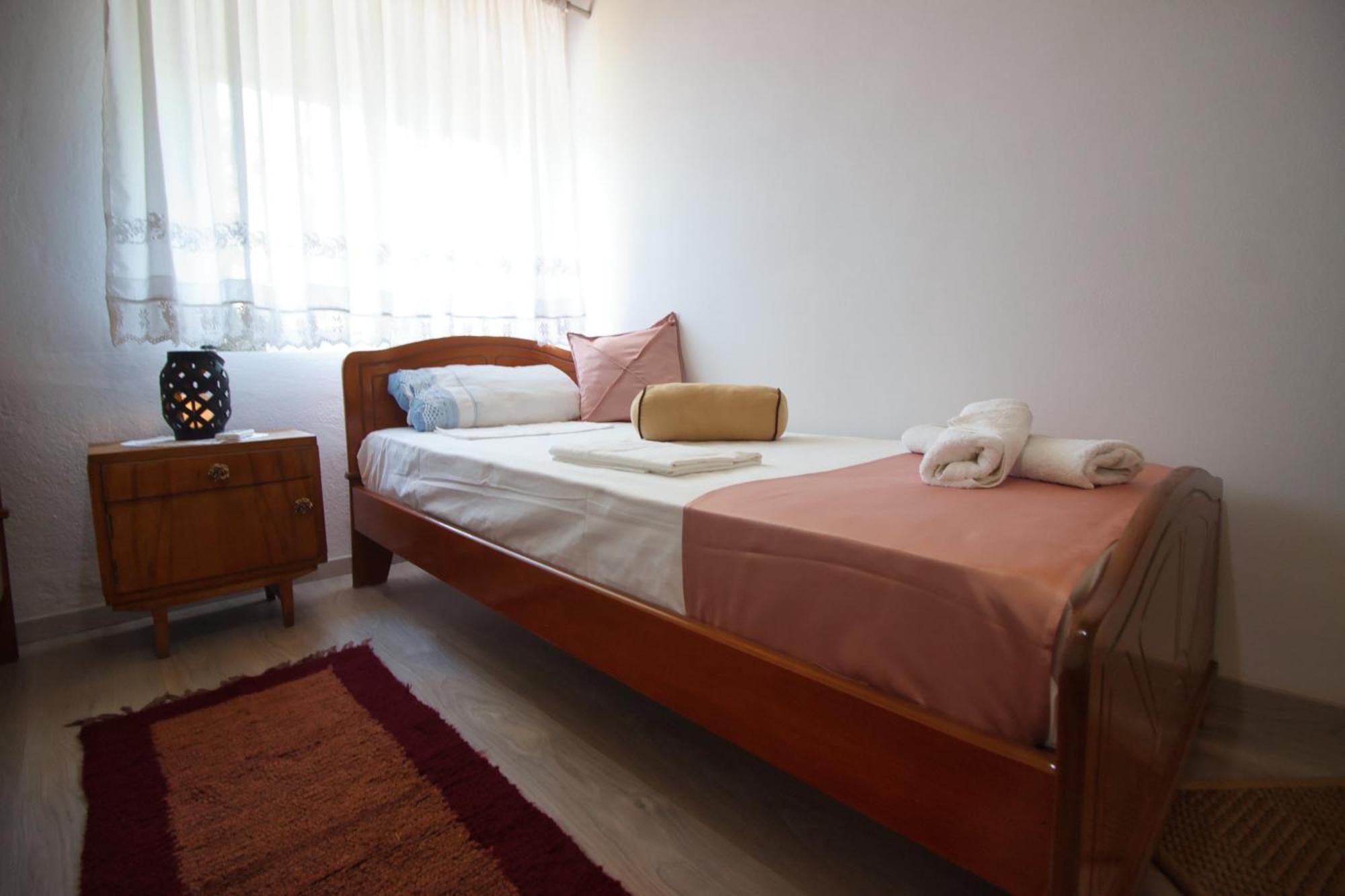Guest House Denis Gjirokaster Luaran gambar