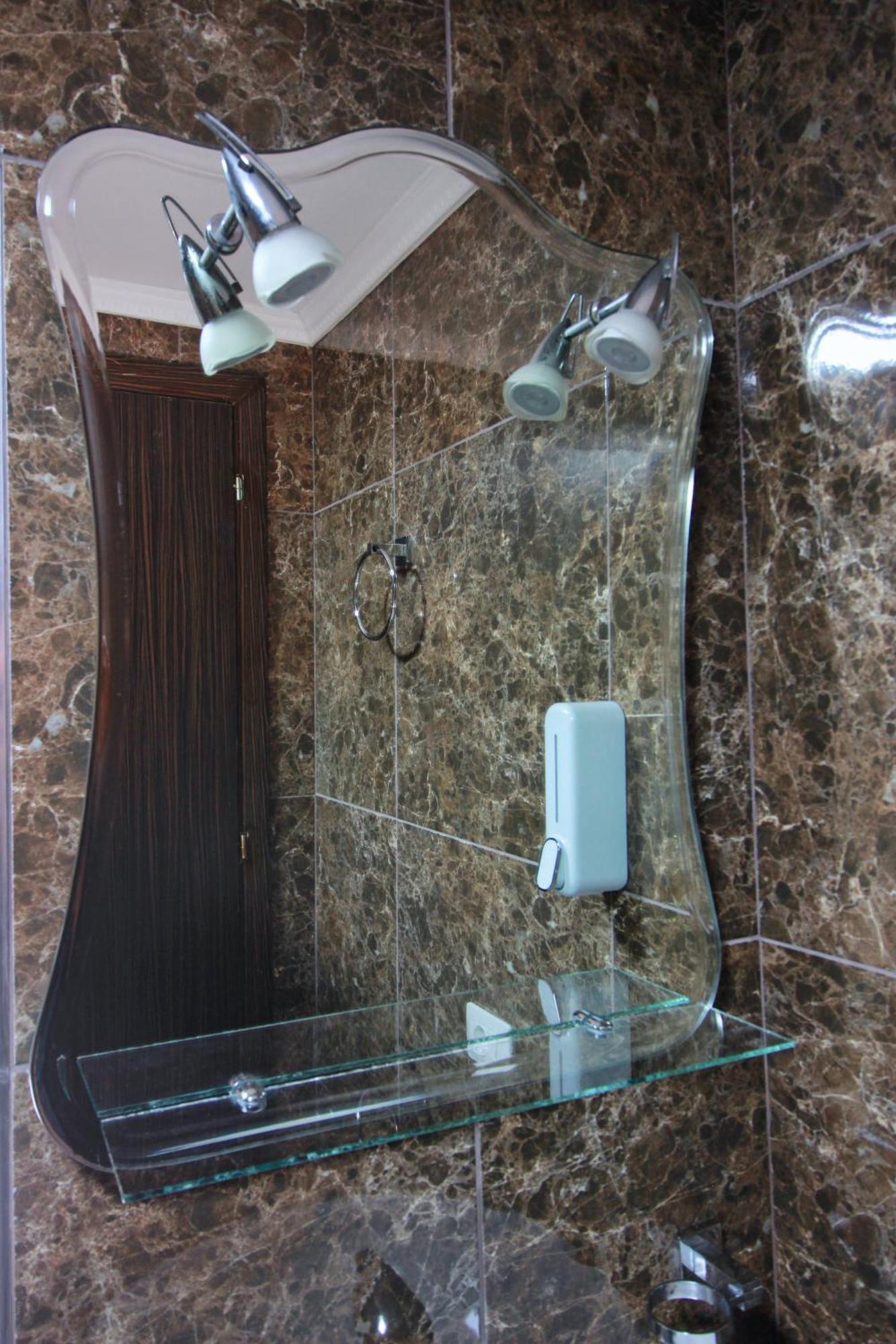 Guest House Denis Gjirokaster Luaran gambar